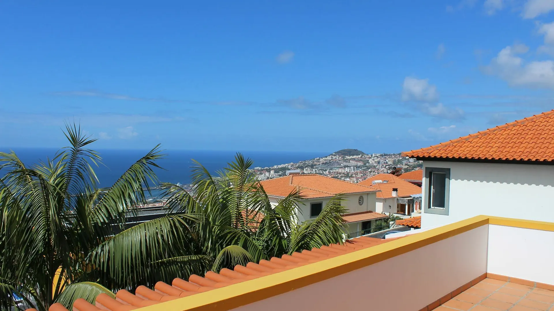 Funcho - House With Fantastic Funchal Bay And Ocean Views