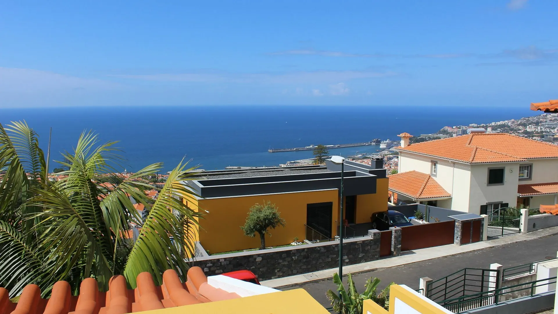 Funcho - House With Fantastic Funchal Bay And Ocean Views Holiday home